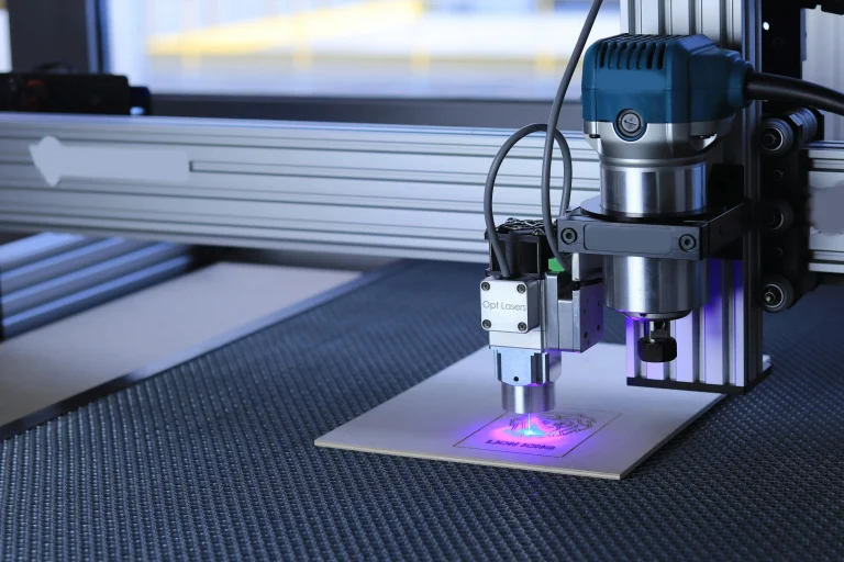 LASER CUTTING MACHINE